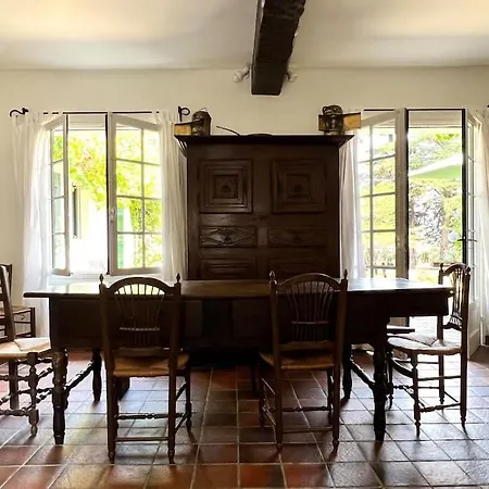 Σπίτι διακοπών Fantastic 6 Bedroom House With Stunning Sea View *
